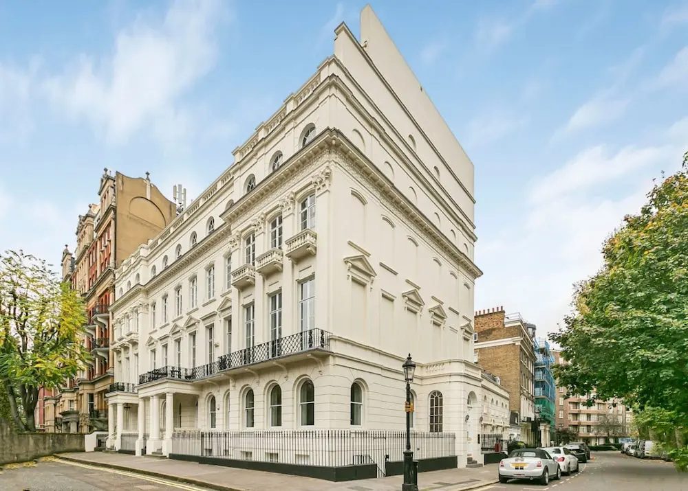 Knightsbridge Home Views Over Hyde Park