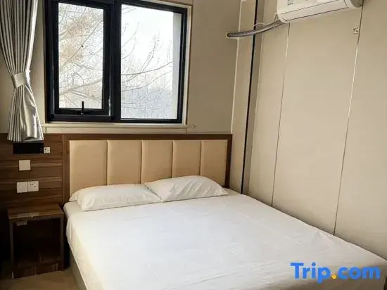Premium Double room (full double bed)