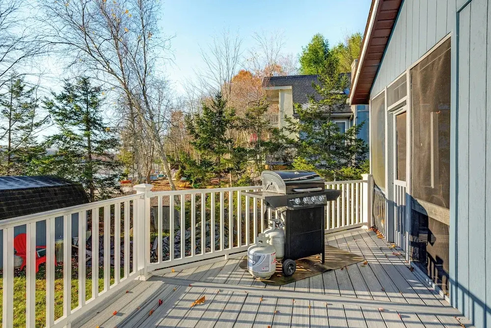 Beach Access, Private Dock: Arrowhead Lake Cabin