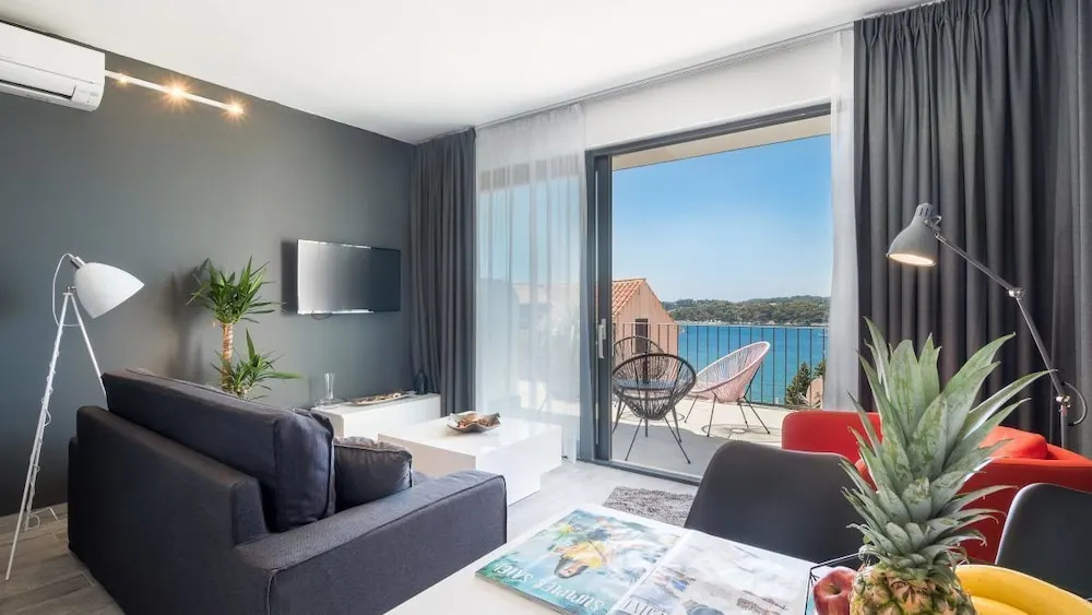 Standard Apartment