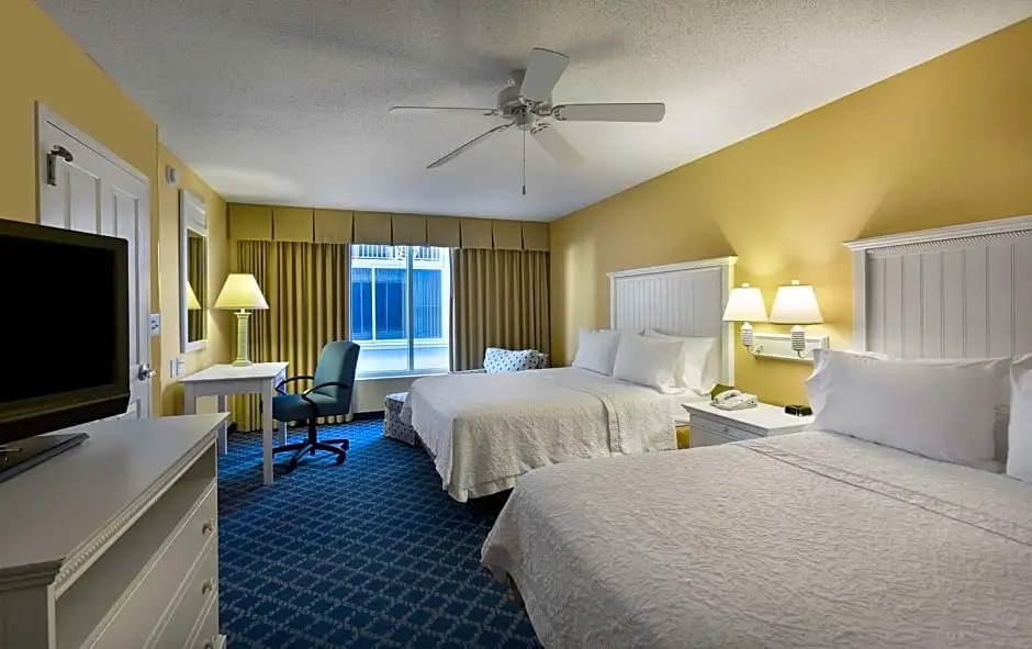 1 Bedroom Quadruple Suite oceanfront
