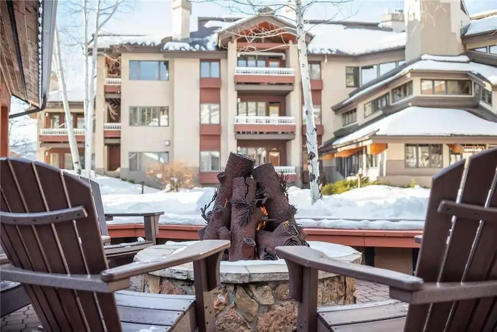2102 Timberline Lodge, Trappeur's Crossing Apartment 2
