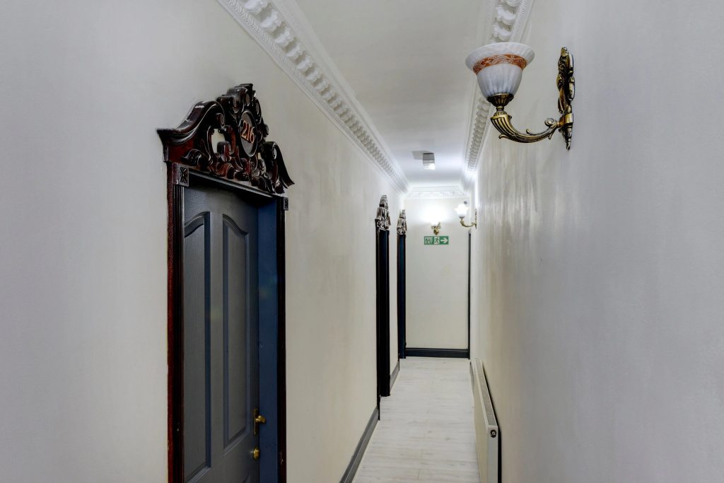 Empire Hotel - Général