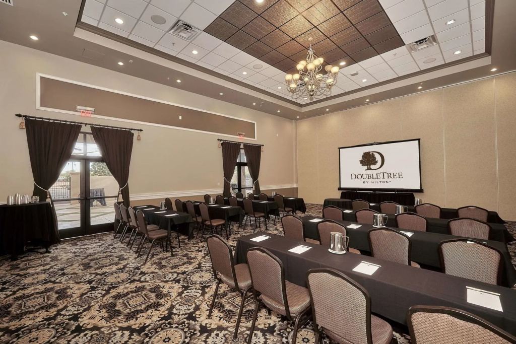 DoubleTree by Hilton Phoenix - Gilbert - фото 17