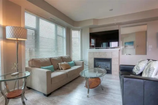 Sunset Waterfront Resort by Discover Kelowna Resort Accommodations - Chambres
