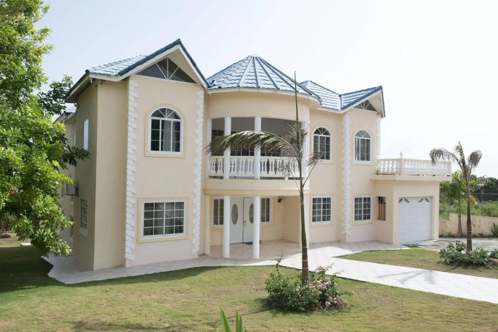 Celebrity Villa Jamaica