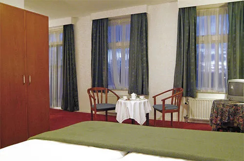 Green White Hotel - Général