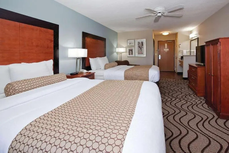 La Quinta Inn & Suites by Wyndham Santa Rosa - Chambres