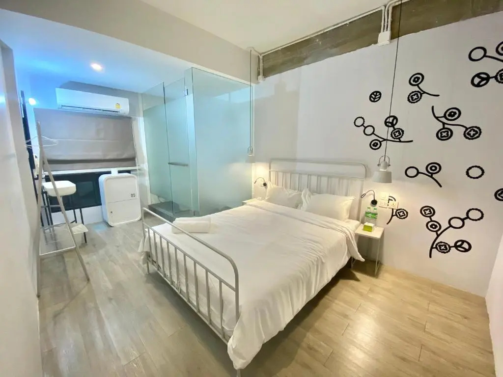 Standard Double room (full double bed)