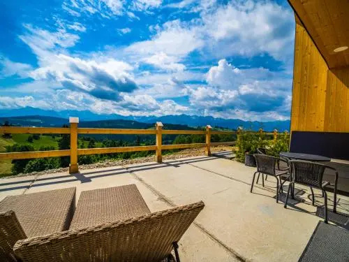 Balcony & Terrace