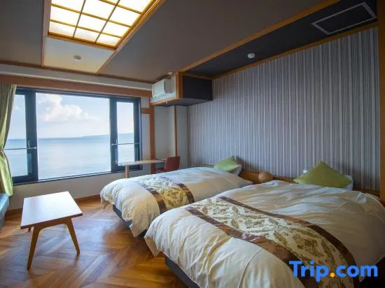 Standard Double room with ocean view (twin beds)