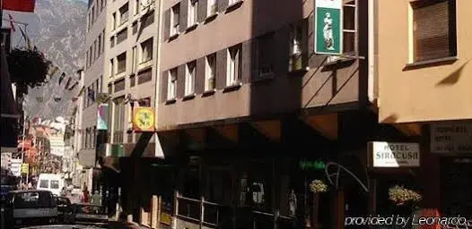 Hotel photo 21