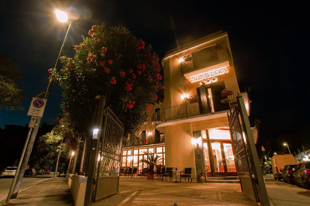 Hotel photo 20