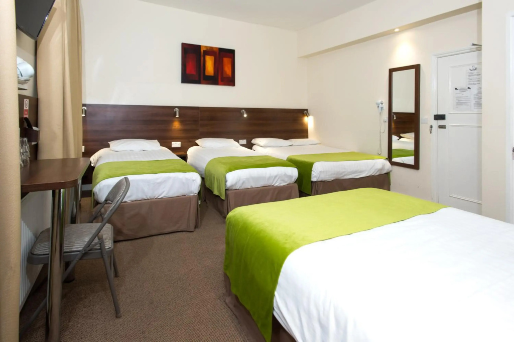 Marble Arch Inn Hotel — фото