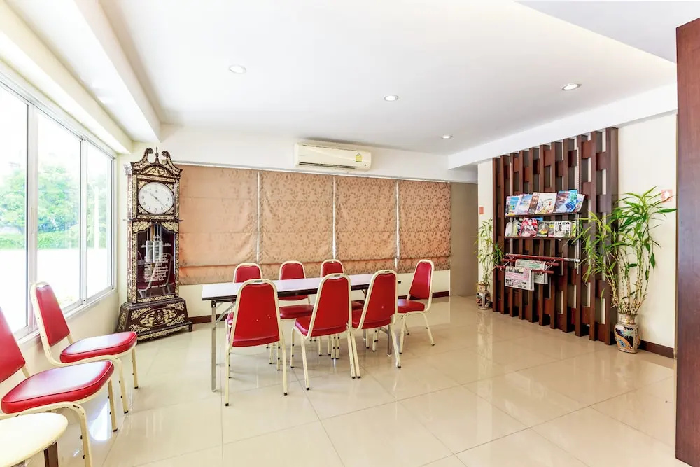 Hotel photo 12