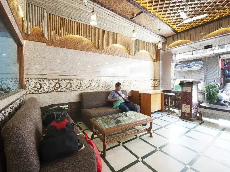 iLodge  Main Bazaar - Général