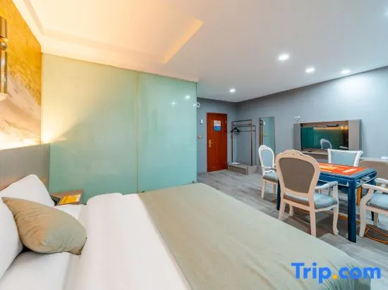 Premier room