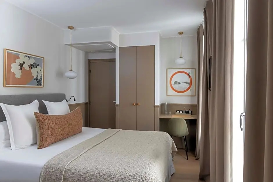 Le Petit Beaumarchais Hotel & Spa 55