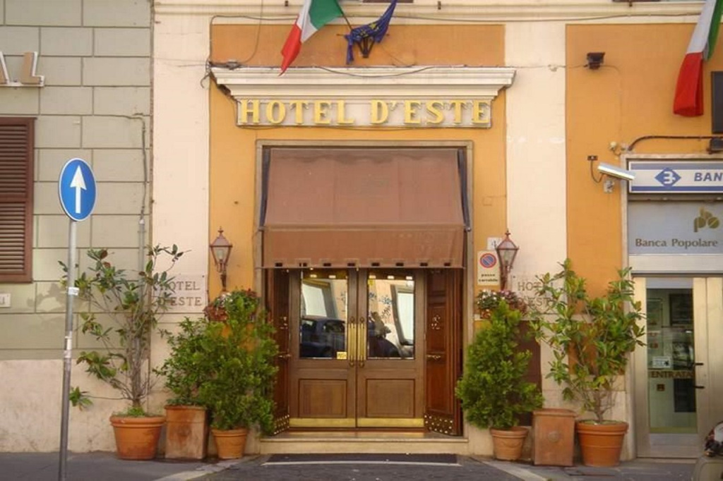 Hotel photo 1