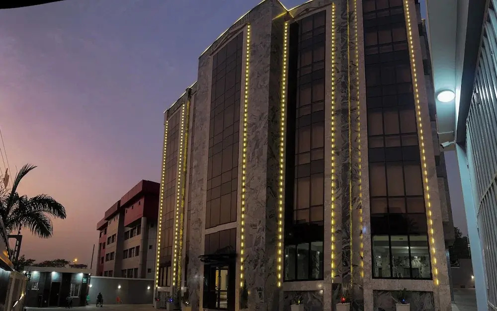 Mini Palace Luxury Suites