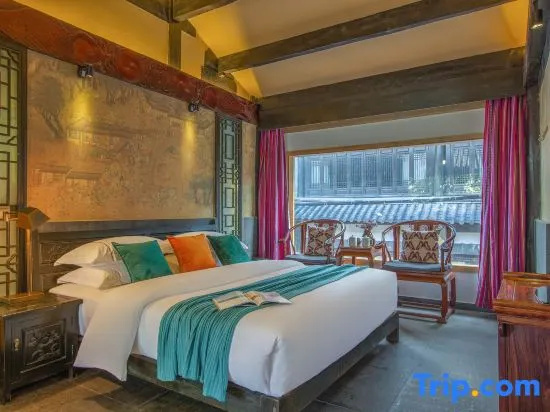 Standard Double room with garden view (full double bed)