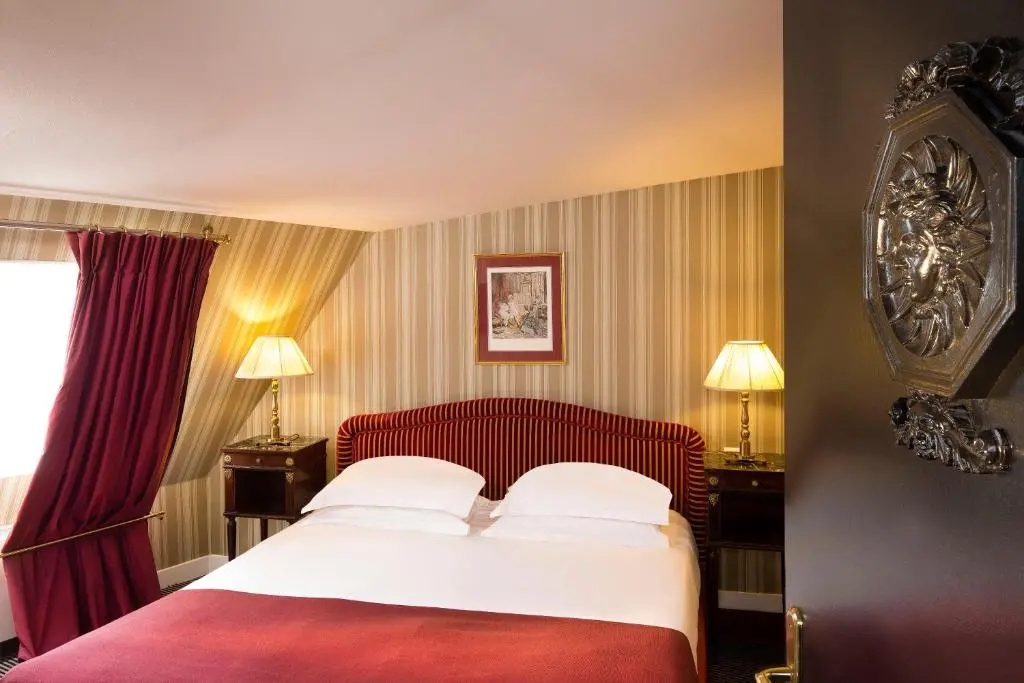 Double Junior Suite (full double bed)