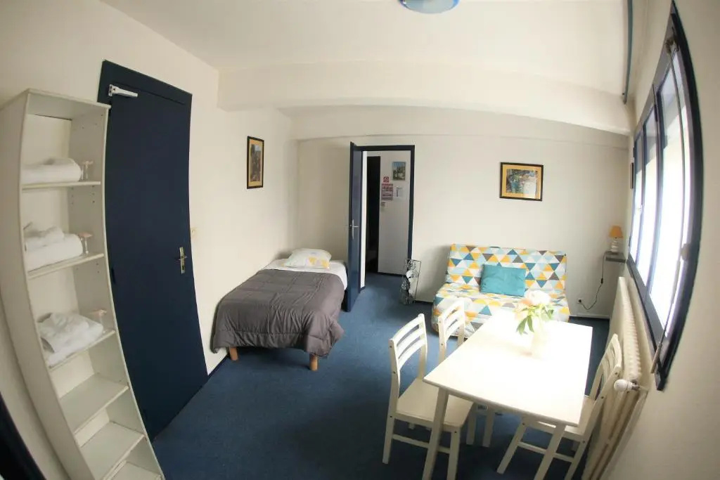 Standard Family room