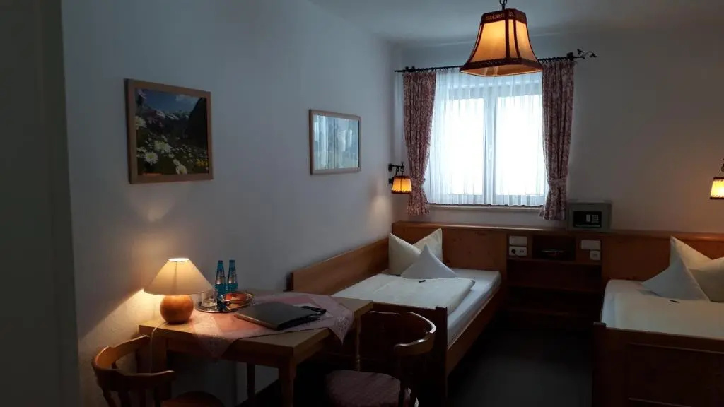 Standard Double room (twin beds)