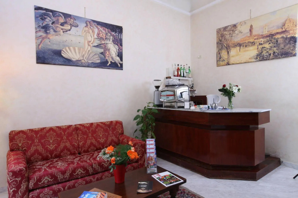 Hotel photo 12
