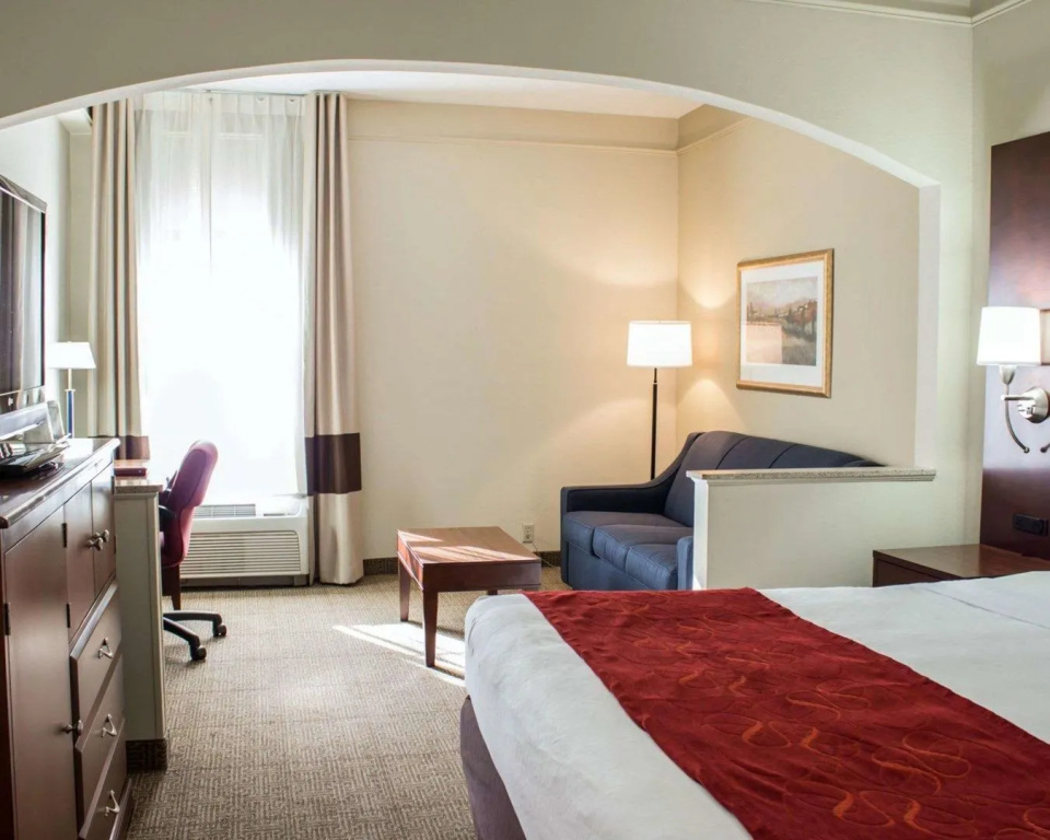 Four Points by Sheraton Greensboro Airport