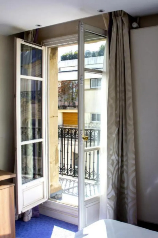 Hotel de Sevigne 64