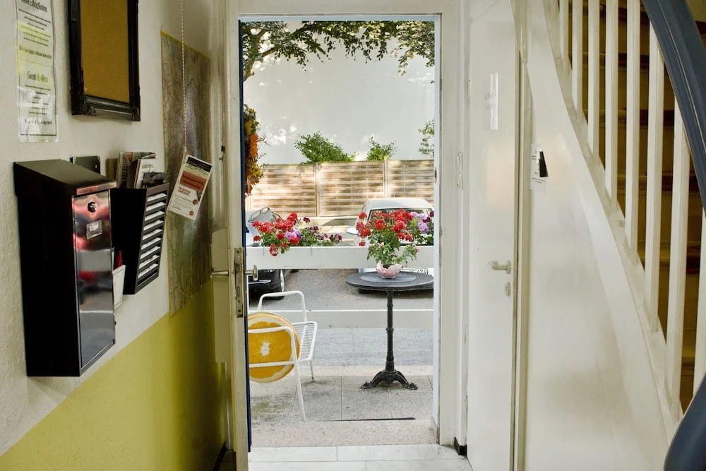 Balcony & Terrace