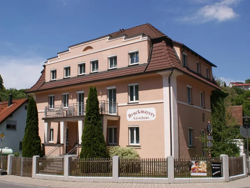 Hotel photo 1