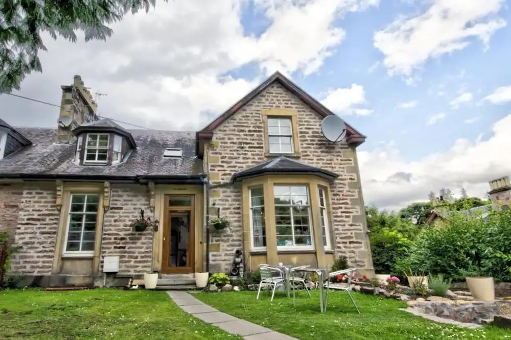 Stunning 5-bed House in Inverness