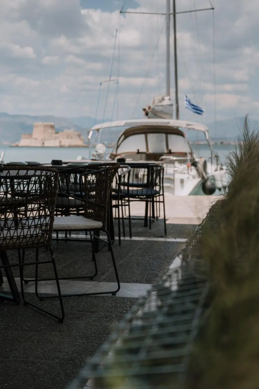 Beach & Waterfront