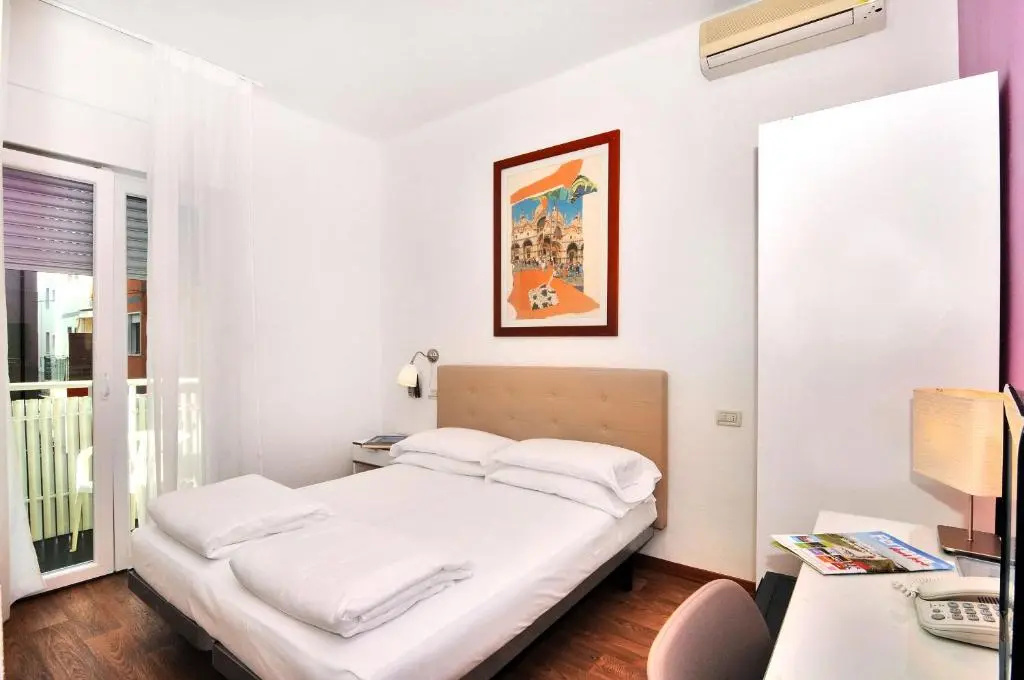 Hotel Nederland - Chambres