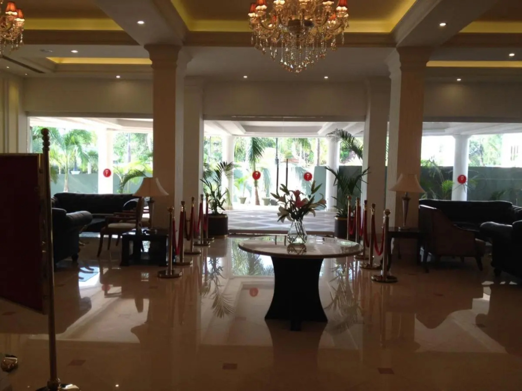 Camelot Hotel - Général