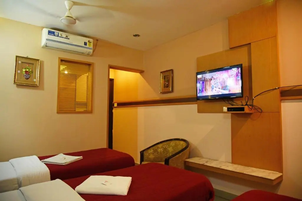 Economy room