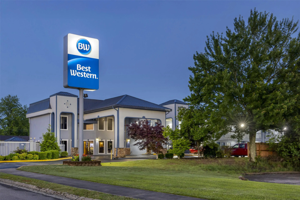 Best Western Fairwinds Inn