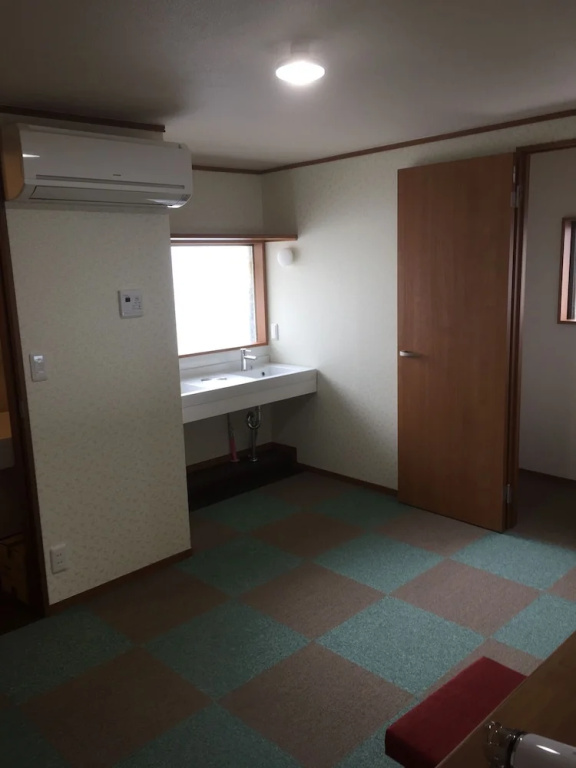 Bed in Dorm (female dorm)