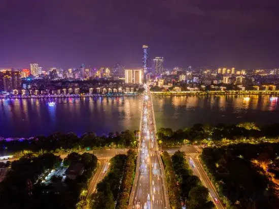 Simu Cinema Hotel (Liuzhou City Wanda Sunshine 100)