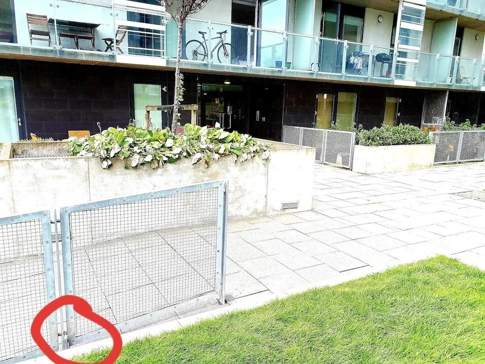 Airy 2 Bed 2 Bathroom With Balcony