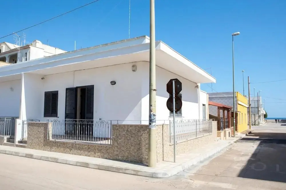 10 metri dal mare casa Rita