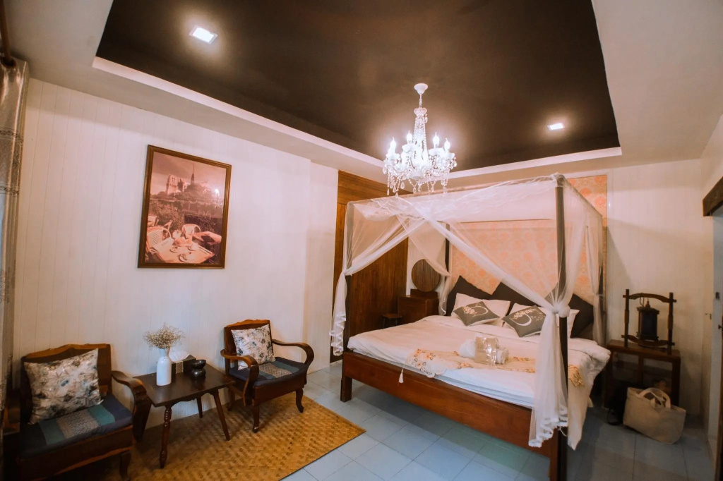 Standard Double room (full double bed)