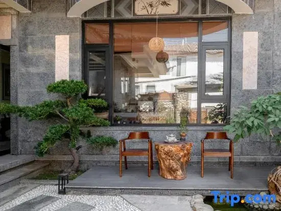 Dali · Moon Valley Designer Meishu (Double Corridor Changyu Store)