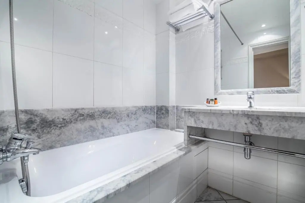 Hôtel Le Lavoisier & Spa 48