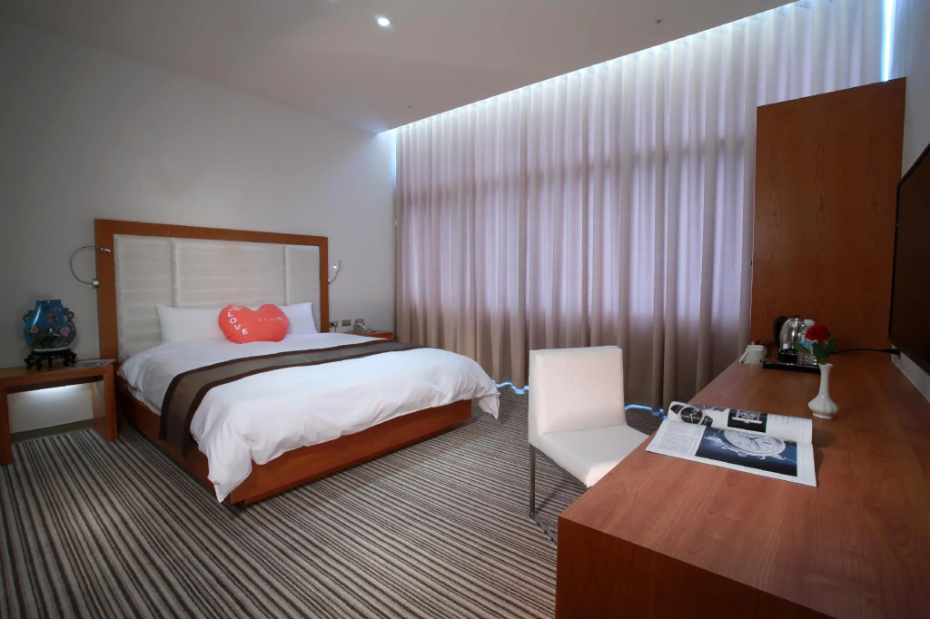 Quadruple Family Suite