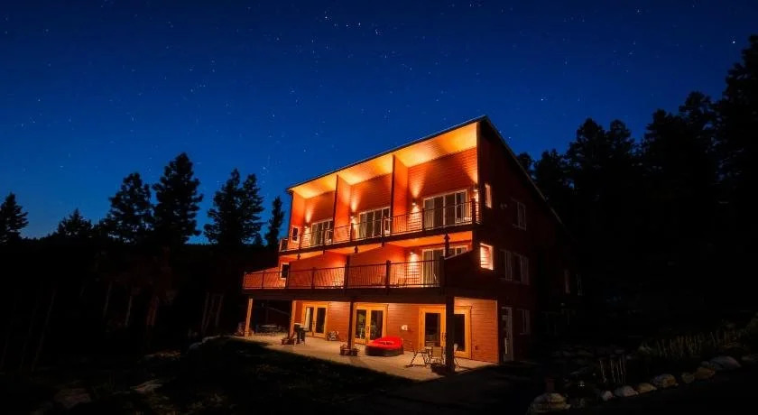 Crooked Tree Guest Suites