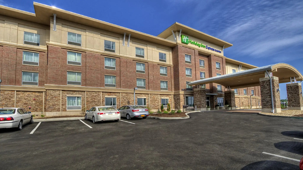 Holiday Inn Express & Suites Pittsburgh SW - Southpointe by IHG