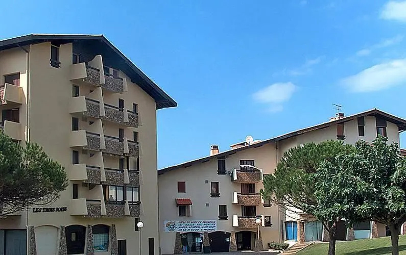 SEIGNOSSE PLAGES: Beau Studio équipé avec terrasse face aux dunes